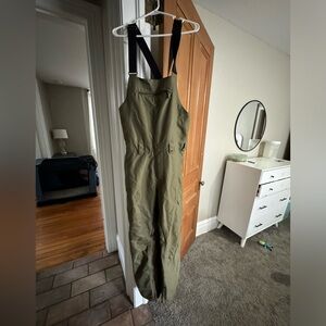 Men’s Burton Snow Bib in Olive